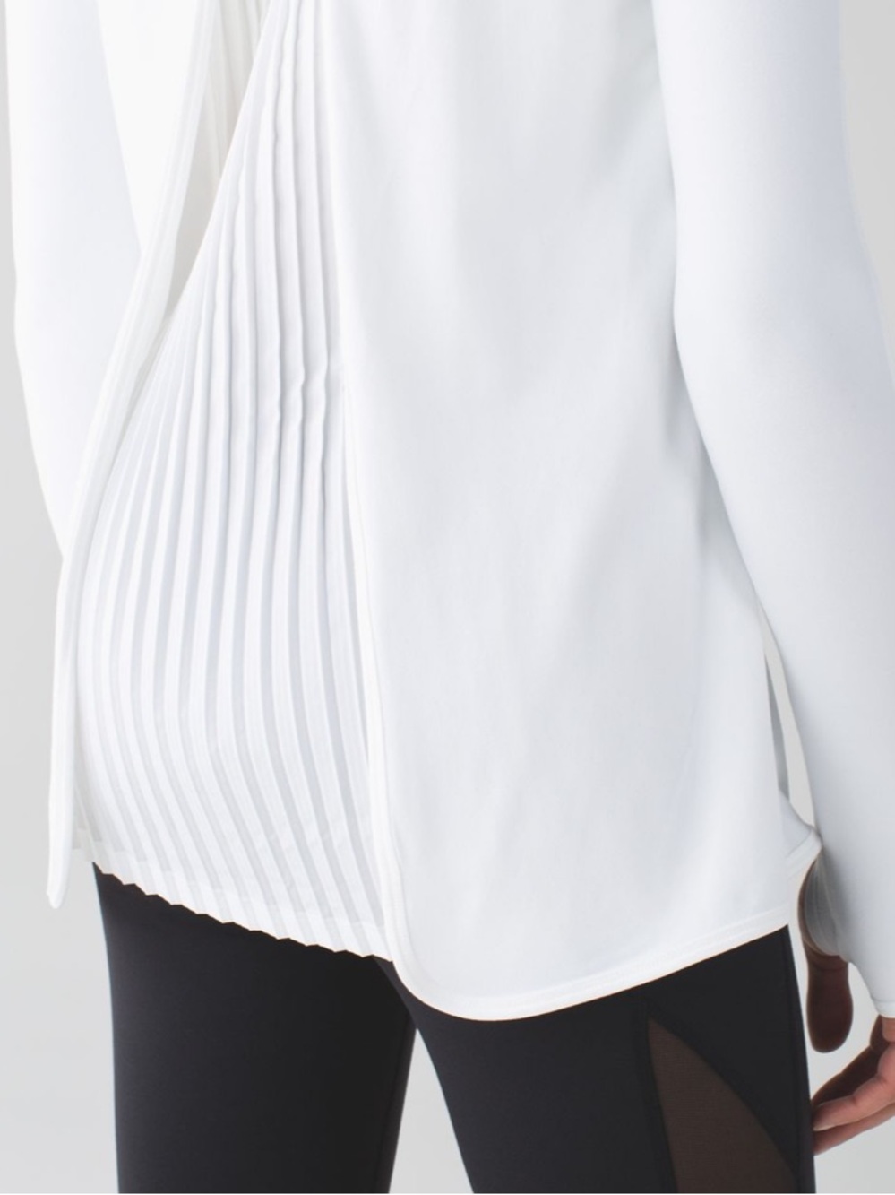 Lululemon • Making Moves Long Sleeve Top Size 6 - Picture 5 of 10